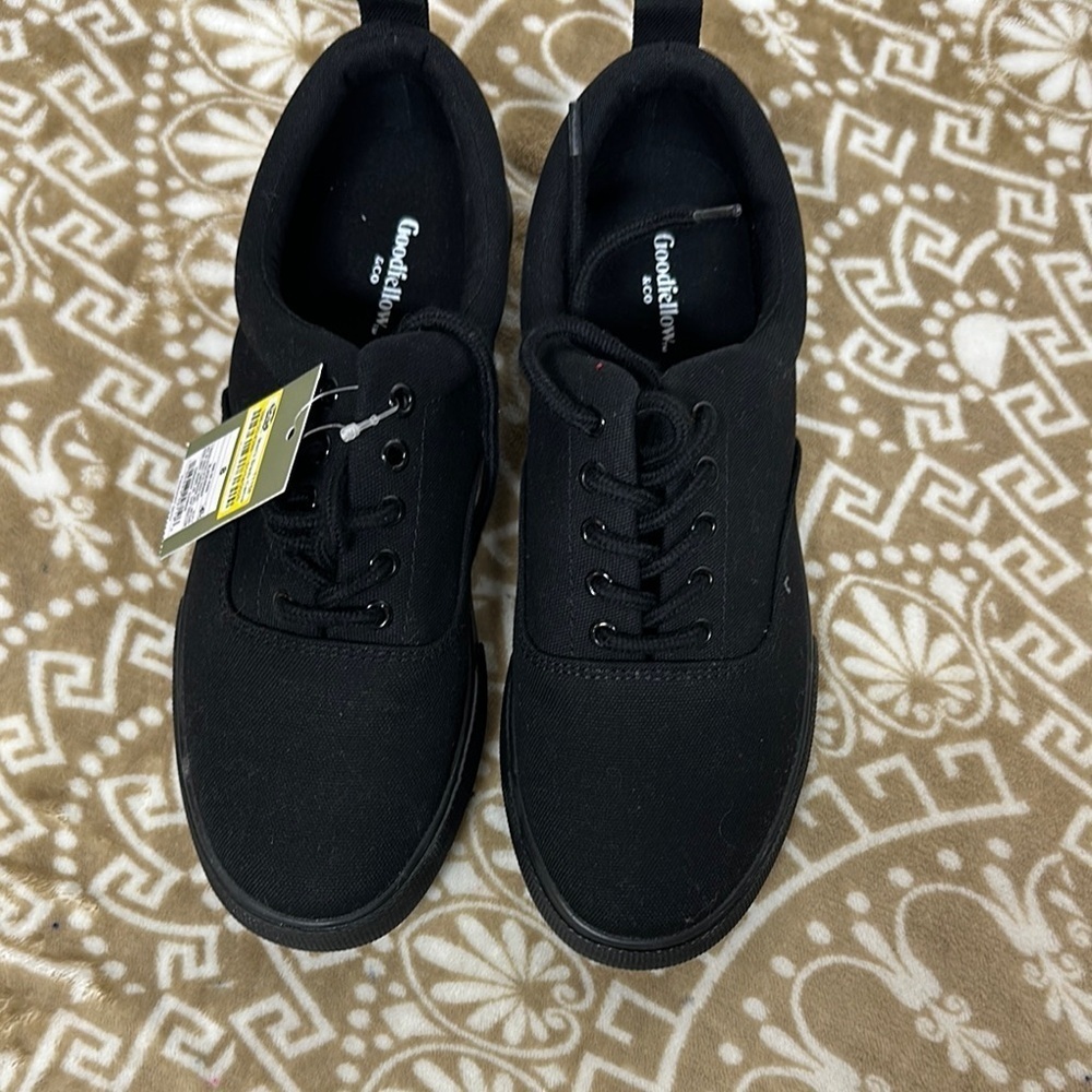 Goodfellow & Co Black Sneakers Sleek Knit Design